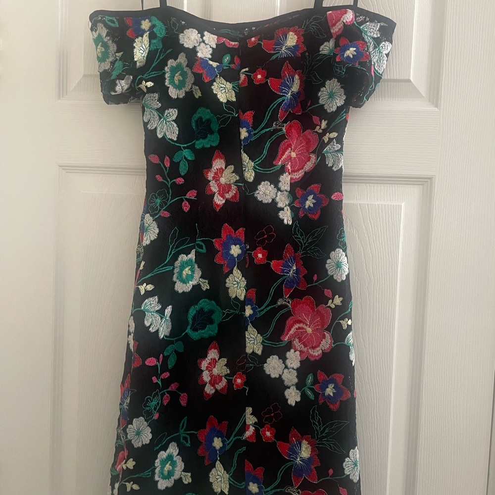 Guess Black and Floral Cold-Shoulder Lace Mini Dress